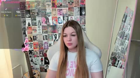 Amelie online show from May 2, 1:54 am