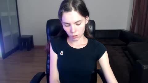 Snapshot of ameliereve chatting on September 16, 4:41 pm Amelie online show from September 16, 4:41 pm