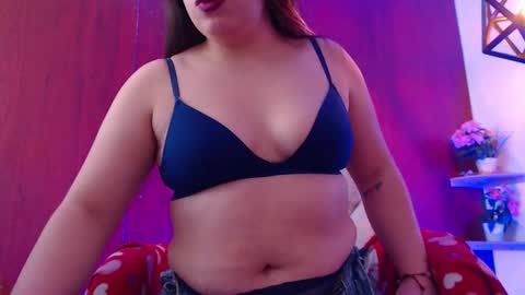 Amelie  online show from March 17, 5:16 pm