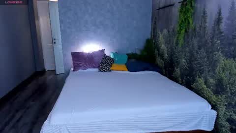 Snapshot of ameliia_backer chatting on July 22, 9:34 am Amelia online show from July 22, 9:34 am