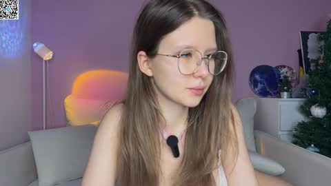 Snapshot of ameliia_castro chatting on December 22, 6:32 am Ameliia castro online show from December 22, 6:32 am