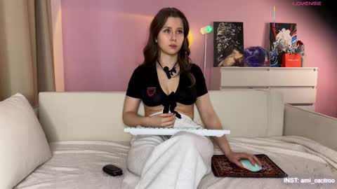 Snapshot of ameliia_castro chatting on March 24, 4:06 am Ameliia castro online show from March 24, 4:06 am