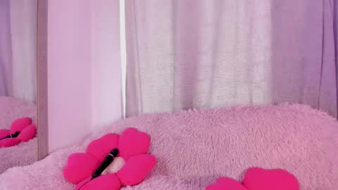 Amelia online show from December 3, 8:07 pm