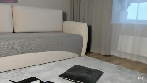 Snapshot of amelinalove chatting on November 14, 1:59 am Amelina Love online show from November 14, 1:59 am