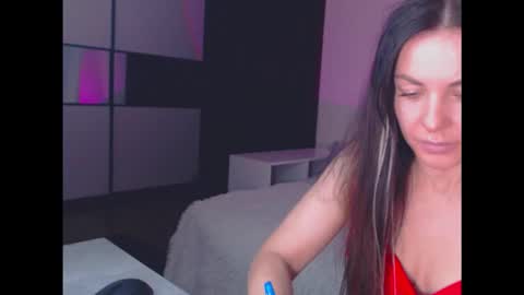 amelinamersi online show from November 3, 3:57 pm