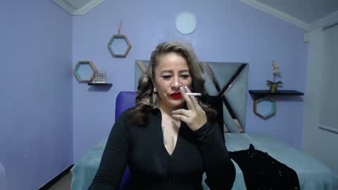 Amell Thomson online show from December 31, 11:09 am