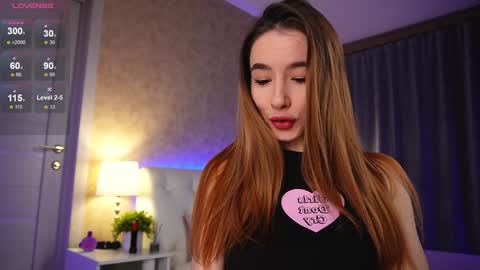 Snapshot of amelyxxx chatting on December 14, 5:18 am Amy online show from December 14, 5:18 am