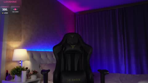 Snapshot of amelyxxx chatting on January 2, 4:09 am Amy online show from January 2, 4:09 am