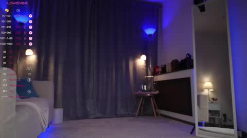 Snapshot of amelyxxx chatting on September 22, 1:40 am Amy online show from September 22, 1:40 am