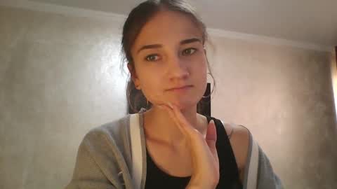 Julia  online show from September 17, 10:17 am