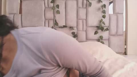      online show from December 4, 6:49 pm