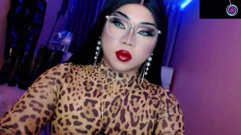 Queen Mireska online show from March 25, 5:41 pm