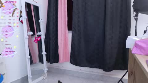 Amy online show from January 19, 11:43 pm