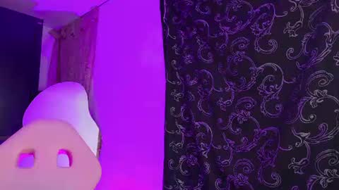 Amy online show from July 29, 3:04 am