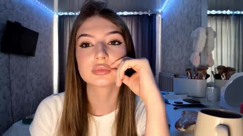 Kate online show from March 4, 9:37 am