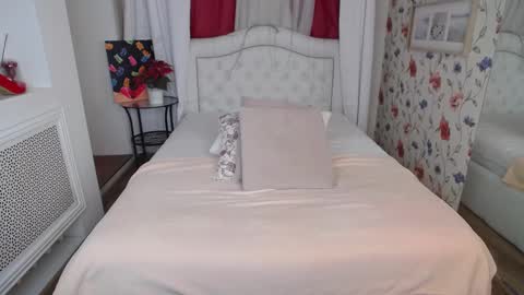 Ami online show from December 23, 4:44 am