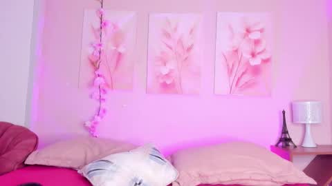 Snapshot of amiiclark chatting on February 26, 6:51 pm AmiiClark online show from February 26, 6:51 pm