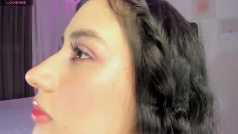 Snapshot of amiirra_ chatting on October 31, 12:22 am Amira sweet online show from October 31, 12:22 am