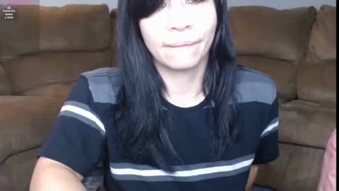 amilust online show from April 15, 9:04 pm