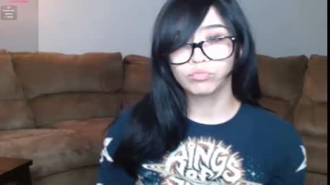 Snapshot of amilustxx chatting on May 2, 6:13 pm amilust online show from May 2, 6:13 pm