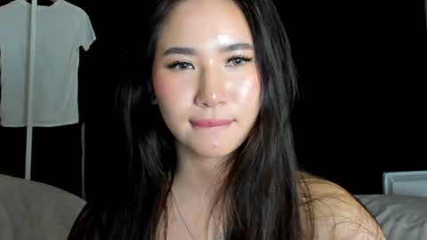 Amina online show from January 12, 1:32 am