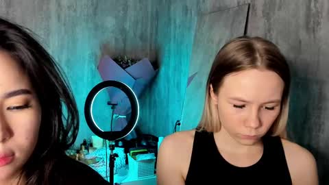 Amina online show from February 22, 10:20 pm