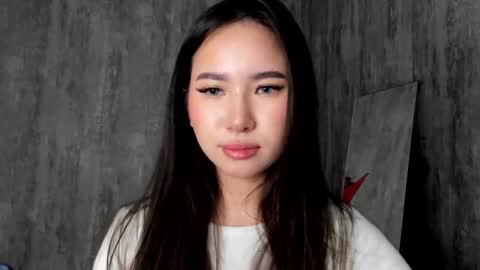 Amina online show from February 28, 7:03 pm