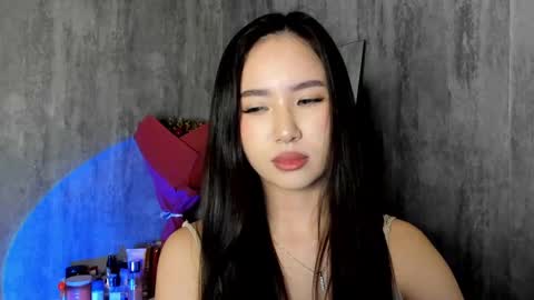 Amina online show from March 2, 4:32 pm