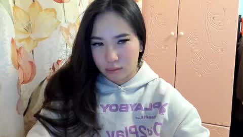 Amina online show from October 12, 6:29 pm