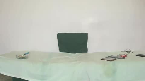 Snapshot of amir_elaraby chatting on October 8, 10:46 am Amir online show from October 8, 10:46 am