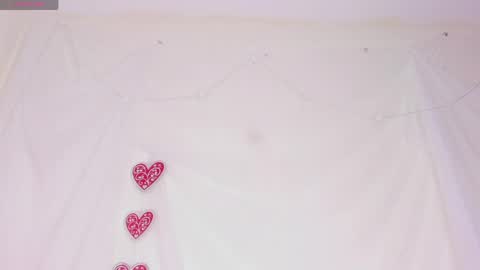 amira_princesswc online show from April 21, 1:42 am