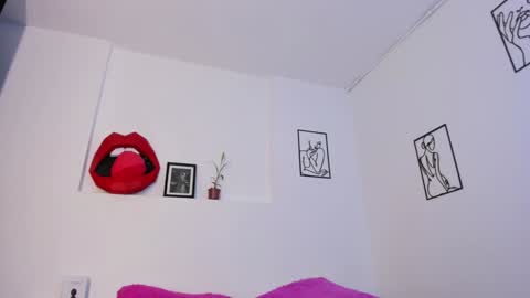 hi guys im ariani ill be off till december 1st for vacation if u want u can add me on snapchat by bio and talk or play there online show from January 9, 6:04 pm