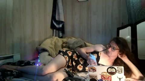 amituist online show from April 22, 12:35 am