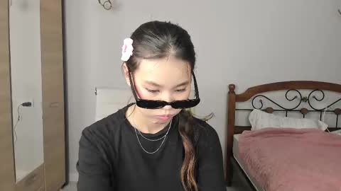 Ami online show from February 11, 2:33 pm