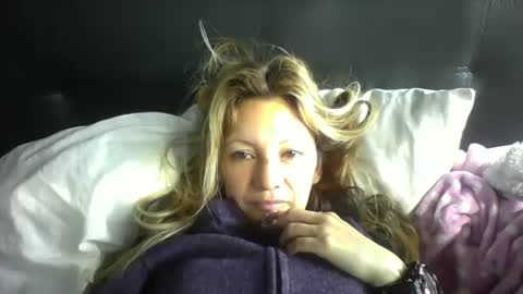 Snapshot of ammber3 chatting on March 22, 1:03 pm Paula D online show from March 22, 1:03 pm