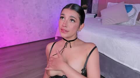 Amy online show from April 7, 11:48 pm