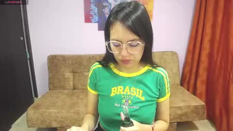 Snapshot of ammy_smith1 chatting on June 25, 4:56 am Ammy online show from June 25, 4:56 am