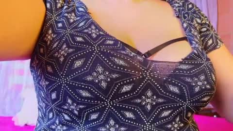 Ammy Stones online show from April 1, 12:39 pm