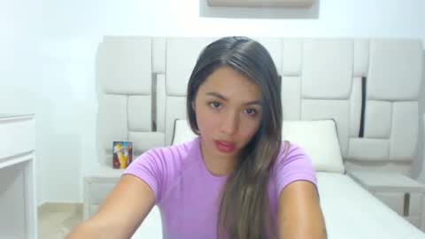 Snapshot of ammy_velez chatting on January 17, 8:55 pm ammy_velez online show from January 17, 8:55 pm