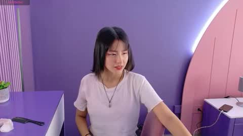    online show from February 27, 1:33 pm