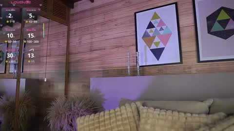 Snapshot of ammyscott1 chatting on October 15, 10:43 pm Ammy Scott online show from October 15, 10:43 pm