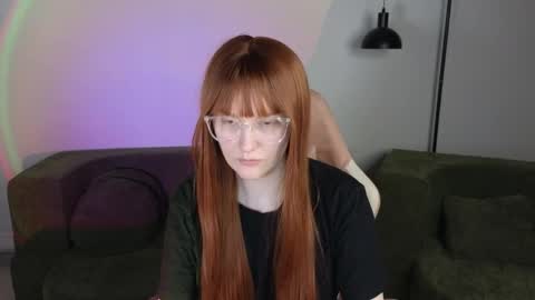 Snapshot of ammywink chatting on April 12, 1:21 am Ammy online show from April 12, 1:21 am
