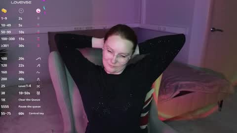 Snapshot of ammywink chatting on May 19, 1:11 am Ammy online show from May 19, 1:11 am