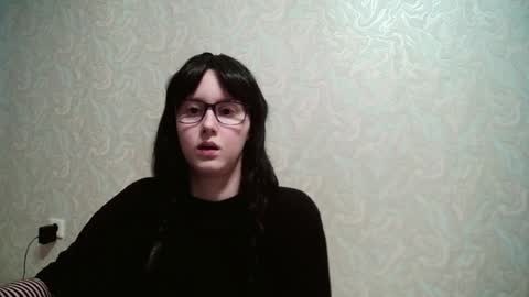 Amomira online show from March 29, 1:33 pm