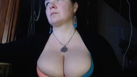 amorelara online show from January 9, 7:08 pm