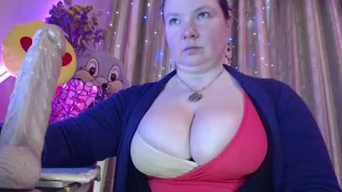 amorelara online show from March 28, 8:14 am