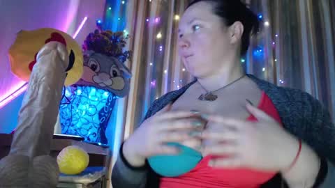 amorelara online show from April 24, 7:11 am