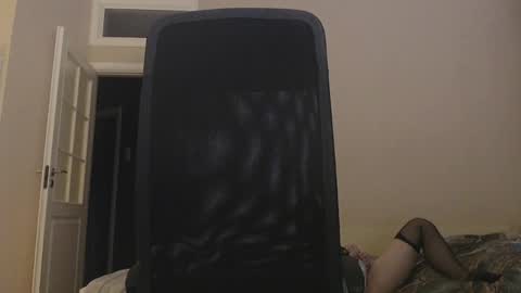 miss unforgettable online show from December 26, 7:24 am