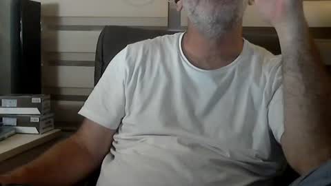 Snapshot of amorlin chatting on August 1, 7:57 pm AmorLin online show from August 1, 7:57 pm