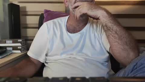Snapshot of amorlin chatting on August 2, 8:07 pm AmorLin online show from August 2, 8:07 pm